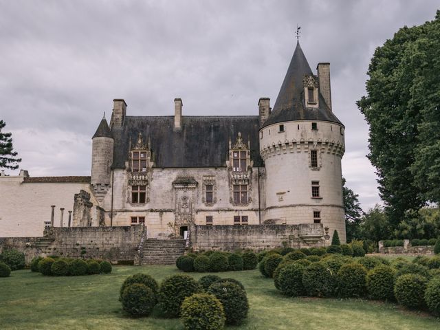 Le mariage de Arthur et Alina à Crazannes, Charente Maritime 1