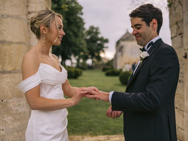 Le mariage de Arthur et Alina à Crazannes, Charente Maritime 13