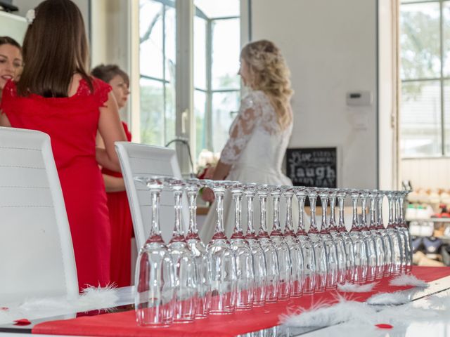 Le mariage de Benoit et Noémie à Thiers, Puy-de-Dôme 15