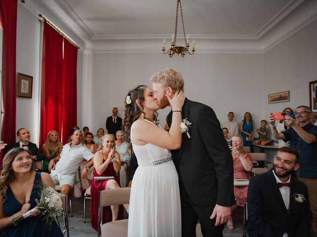 Le mariage de Sebastien et Alexy à Châteaugay, Puy-de-Dôme 14