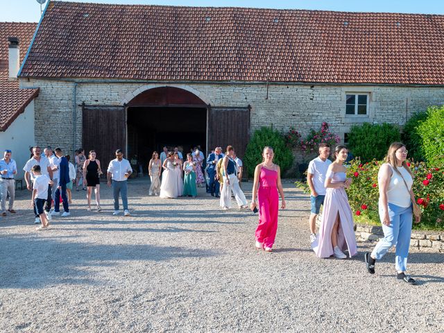 Le mariage de Mathieu et Véronique à Vermenton, Yonne 6