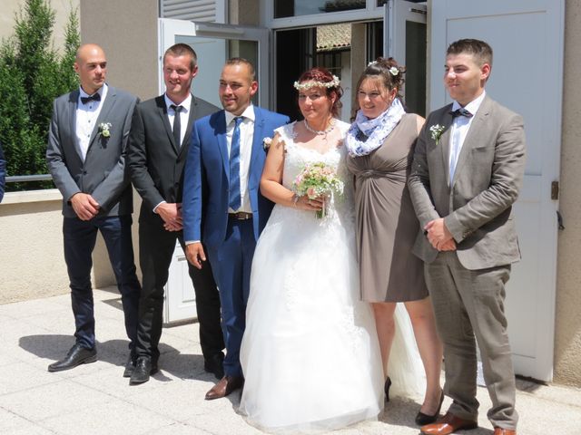 Le mariage de Bastien et Manon à Saint-Lager, Rhône 8