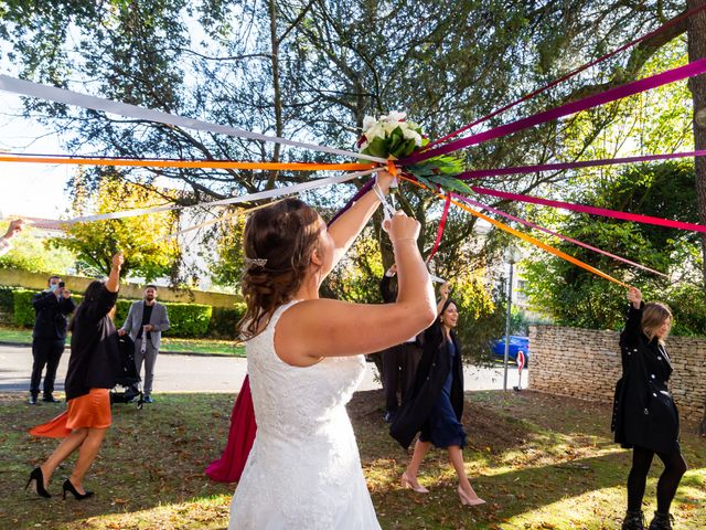 Le mariage de Sami et Emilie à Niort, Deux-Sèvres 27