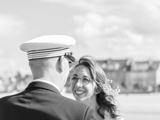 Le mariage de Philippe et Sophie à Bernières-sur-Mer, Calvados 17