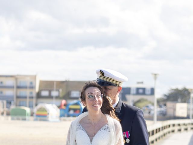 Le mariage de Philippe et Sophie à Bernières-sur-Mer, Calvados 22