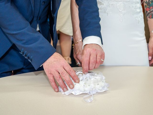 Le mariage de Sébastien et Patricia à Randonnai, Orne 18