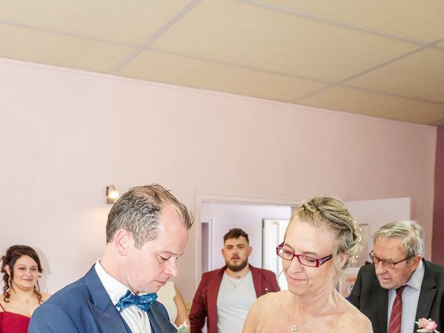 Le mariage de Sébastien et Patricia à Randonnai, Orne 23