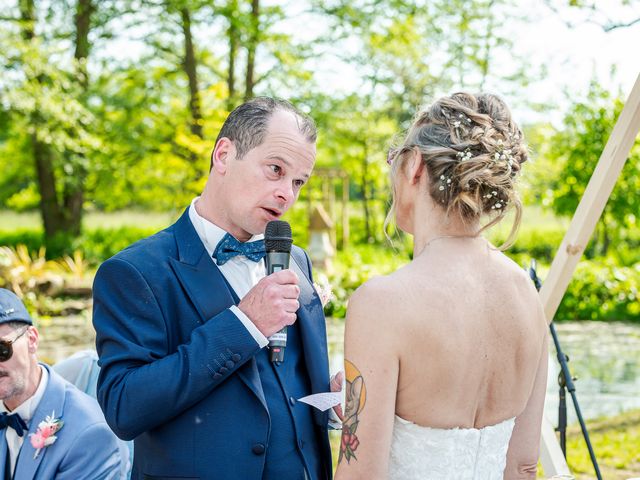 Le mariage de Sébastien et Patricia à Randonnai, Orne 80