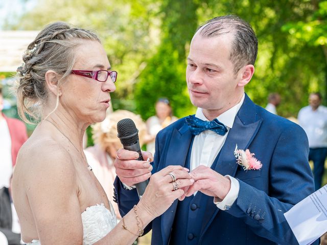 Le mariage de Sébastien et Patricia à Randonnai, Orne 86