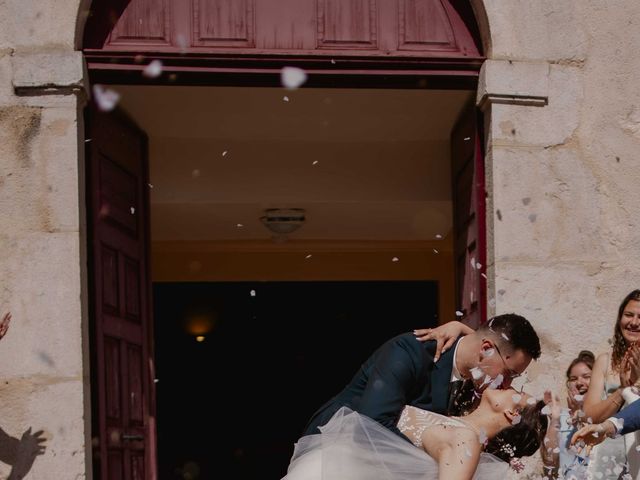 Le mariage de Adrien et Pauline à Châbons, Isère 11