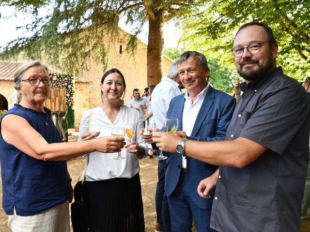 Le mariage de Ludivine et Noel à Feuillade, Charente 44