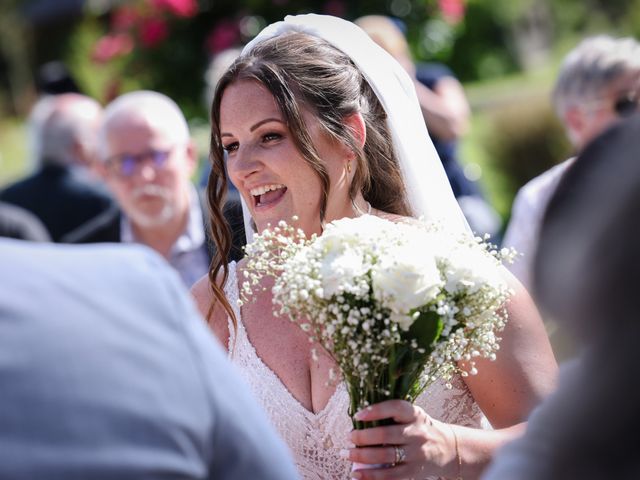 Le mariage de Jérôme et Mélanie à Le Val-Doré, Eure 23