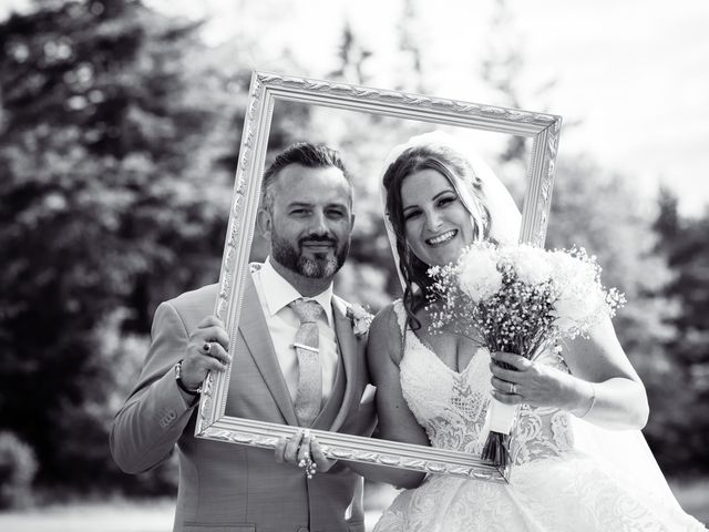 Le mariage de Jérôme et Mélanie à Le Val-Doré, Eure 33