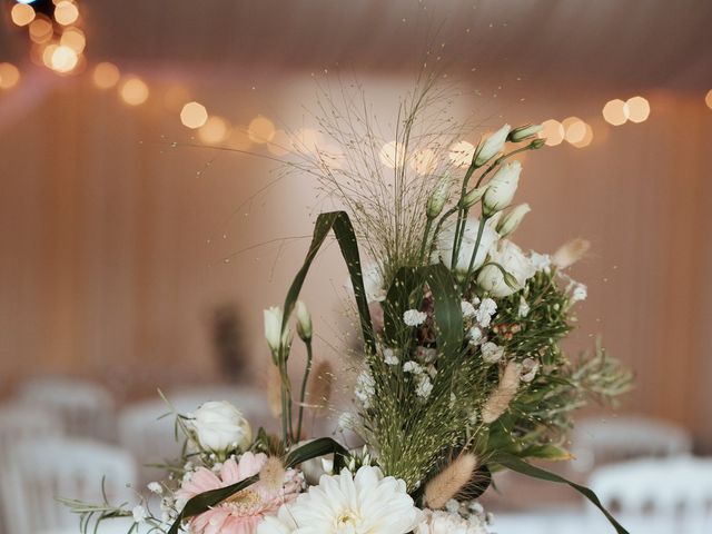 Le mariage de Jeremy et Delphine à Amondans, Doubs 5