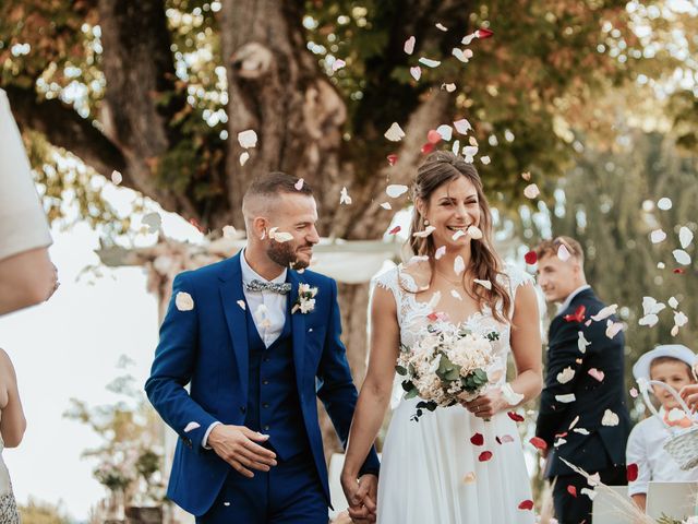 Le mariage de Jeremy et Delphine à Amondans, Doubs 64