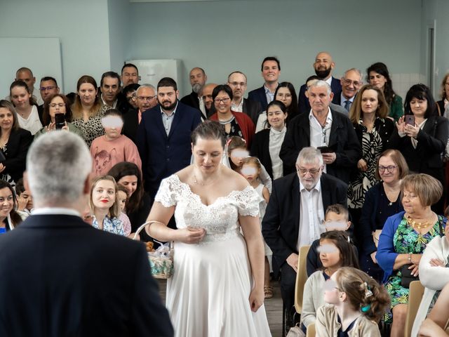 Le mariage de Mickael et Isabelle à Brenat, Puy-de-Dôme 1