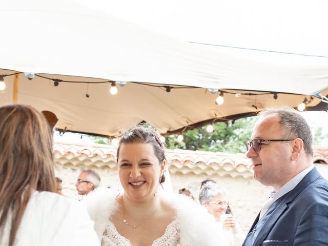 Le mariage de Mickael et Isabelle à Brenat, Puy-de-Dôme 21