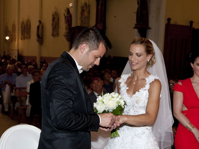 Le mariage de Laurine et Jérôme à Chaponnay, Rhône 8