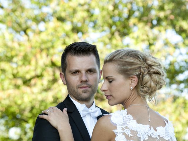 Le mariage de Laurine et Jérôme à Chaponnay, Rhône 15