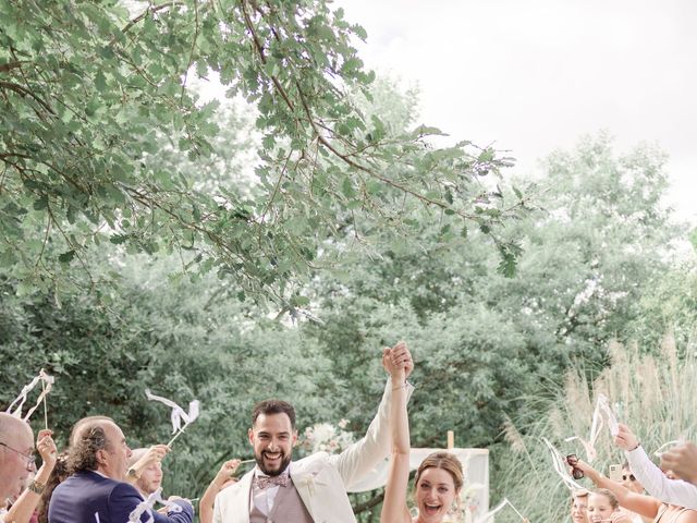 Le mariage de Arnaud et Mélodie à Giroussens, Tarn 64