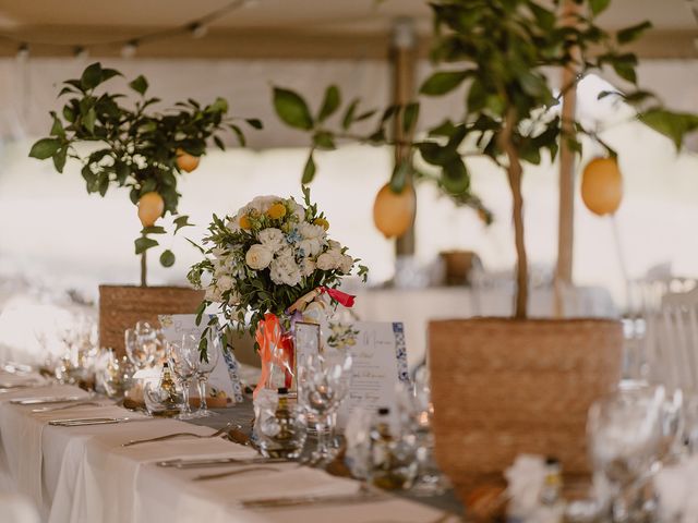 Le mariage de Bastien et Alexandra à Montjoyer, Drôme 8