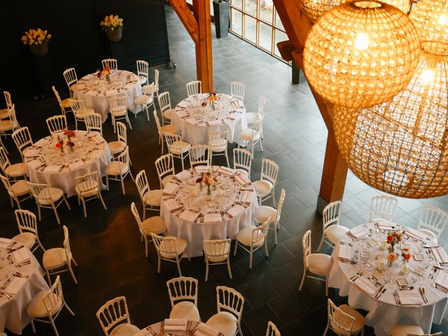 Le mariage de Clara et Adrien à Pecq, Hainaut 15