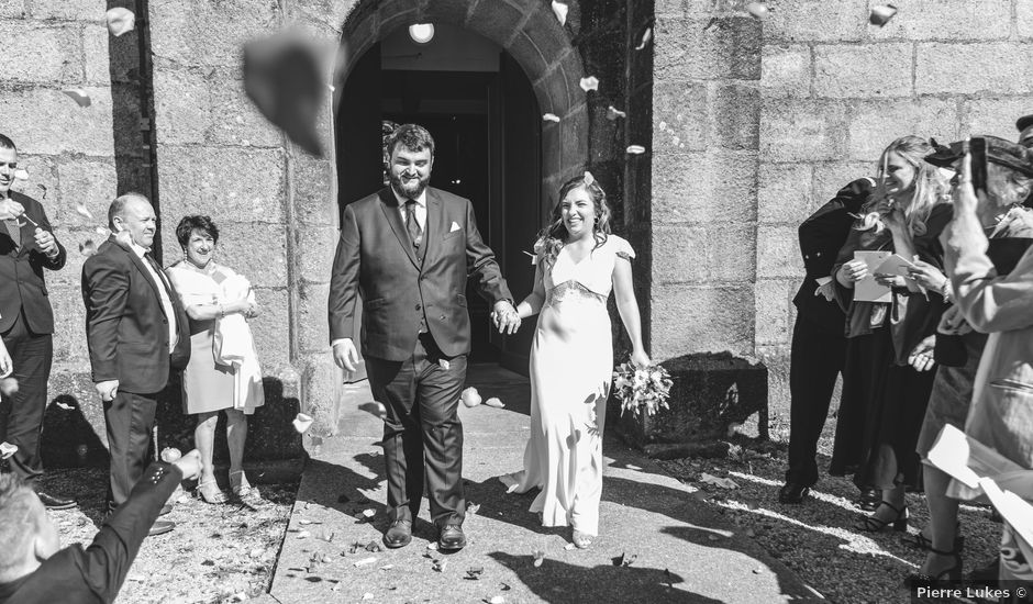 Le mariage de Xavier et Nolwenn à Milizac, Finistère