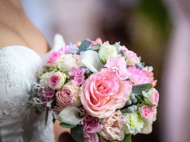 Le mariage de Michaël  et Sarah à Saint-Émilion, Gironde 24