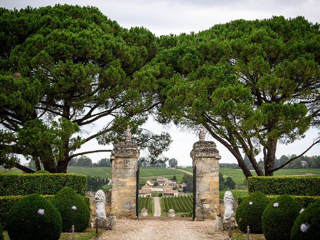 Le mariage de Michaël  et Sarah à Saint-Émilion, Gironde 27