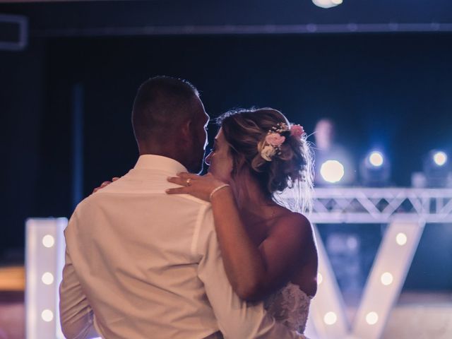 Le mariage de Jean Philippe et Charléne à Dommartin-le-Saint-Père, Haute-Marne 50