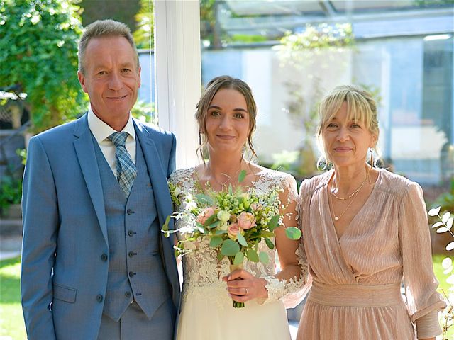 Le mariage de Théo et Manon à Duclair, Seine-Maritime 35