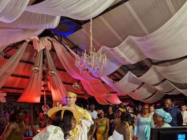 Le mariage de Stéphane  et Mariam à Percey, Yonne 1