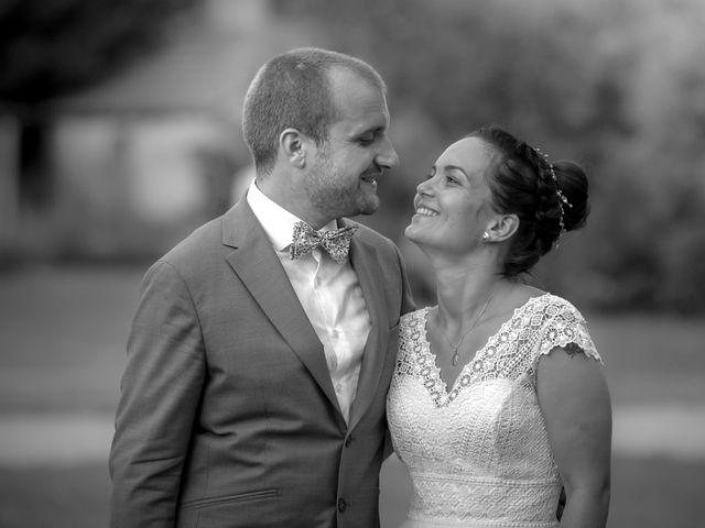 Le mariage de Thomas et Anais à Souvigny, Allier 3