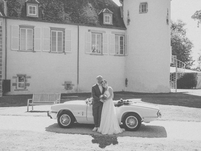 Le mariage de Thomas et Anais à Souvigny, Allier 9