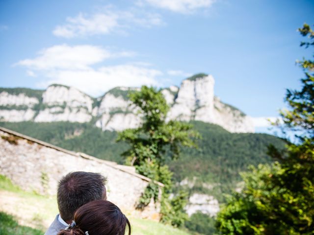 Le mariage de Cha et Claire à Entremont-le-Vieux, Savoie 9