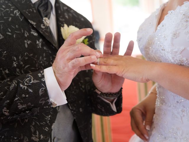 Le mariage de Benjamin et Sylvie à Wambrechies, Nord 24