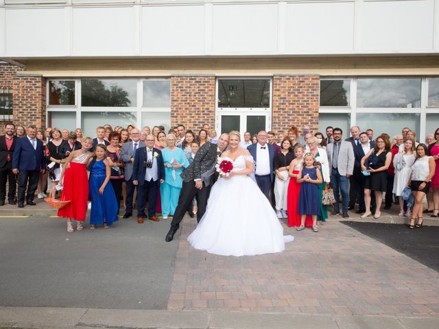 Le mariage de Benjamin et Sylvie à Wambrechies, Nord 30