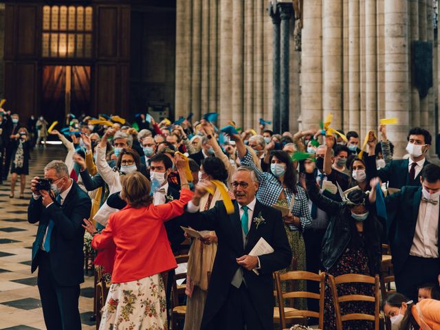 Le mariage de Gildéric et Camille à Saint-Valérien, Yonne 24