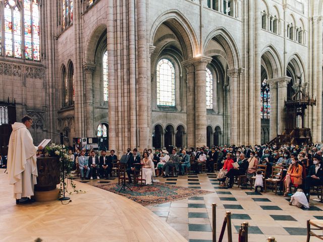 Le mariage de Gildéric et Camille à Saint-Valérien, Yonne 30