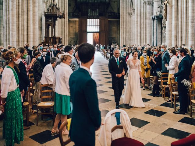 Le mariage de Gildéric et Camille à Saint-Valérien, Yonne 31