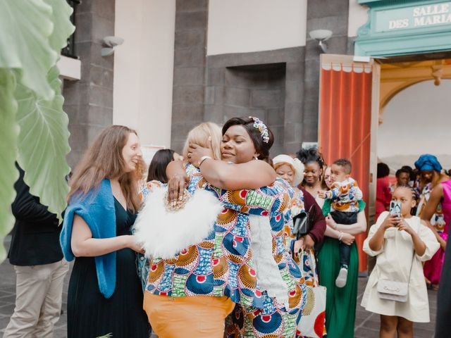 Le mariage de Harry et Martine Flore à Clermont-Ferrand, Puy-de-Dôme 35