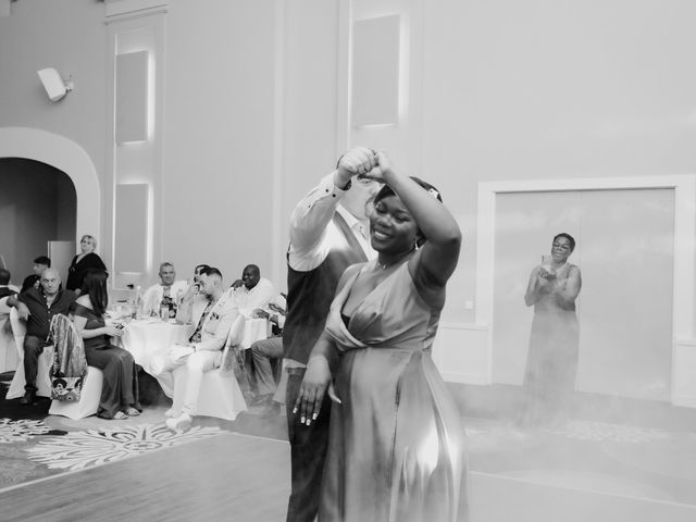 Le mariage de Harry et Martine Flore à Clermont-Ferrand, Puy-de-Dôme 83