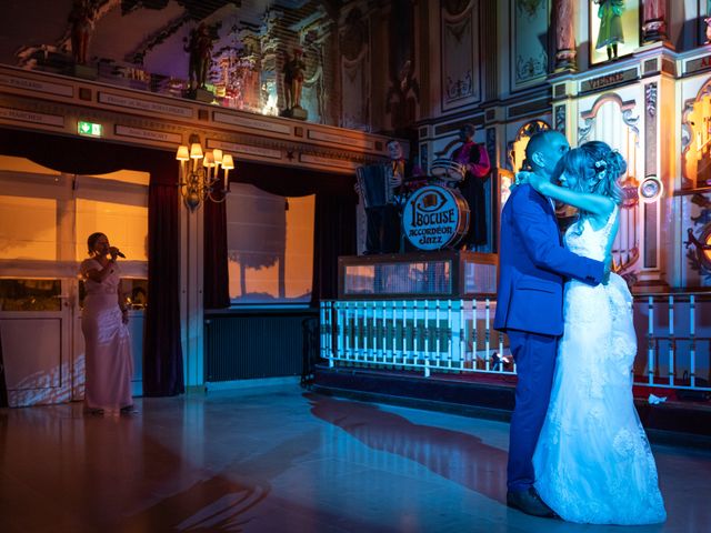 Le mariage de Mélanie et Gil à Collonges-au-Mont-d&apos;Or, Rhône 19