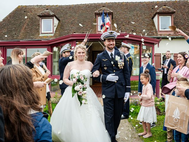 Le mariage de Michael et Laura à Grossoeuvre, Eure 30