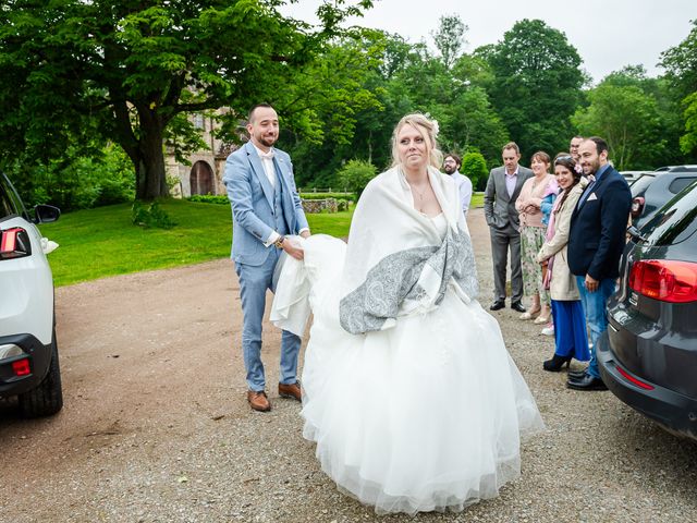 Le mariage de Michael et Laura à Grossoeuvre, Eure 44