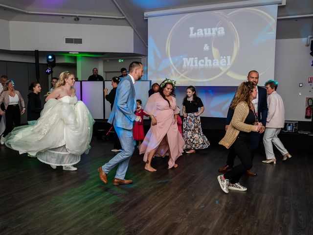 Le mariage de Michael et Laura à Grossoeuvre, Eure 97