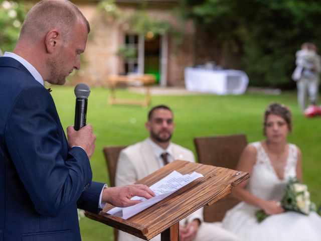 Le mariage de Thomas et Laura à Fontenay-lès-Briis, Essonne 33