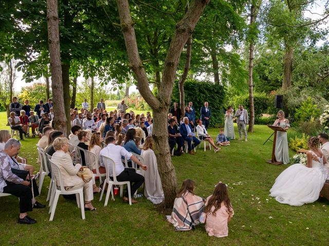 Le mariage de Thomas et Laura à Fontenay-lès-Briis, Essonne 35