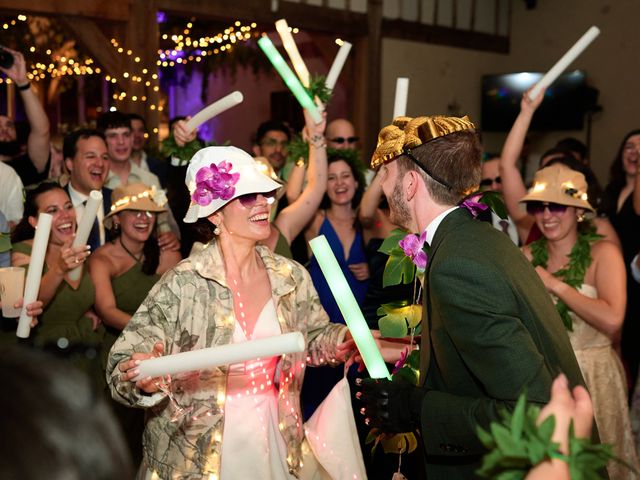 Le mariage de Dominic et Lorena à Maudétour-en-Vexin, Val-d'Oise 23