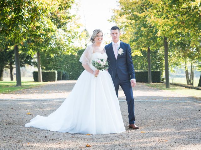 Le mariage de Delphin et Delphine à La Chapelle-de-Guinchay, Saône et Loire 6